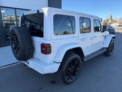 Used 2021 Jeep Wrangler Unlimited Sahara image 9