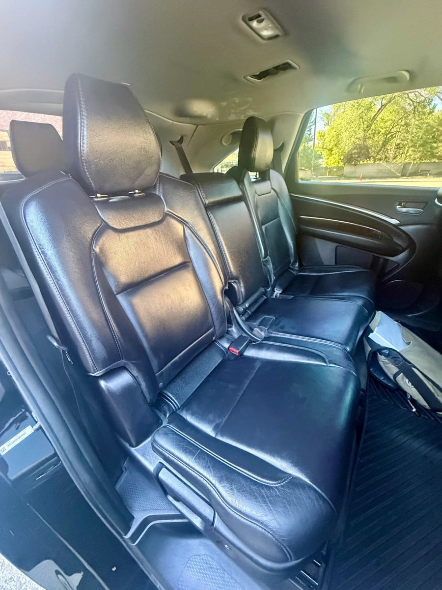 Used 2017 Acura MDX w/ Technology Package AWD/4WD image 16