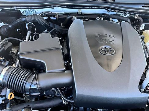 Certified 2023 Toyota Tacoma TRD Sport w/ Advanced Technology Package AWD/4WD image 32