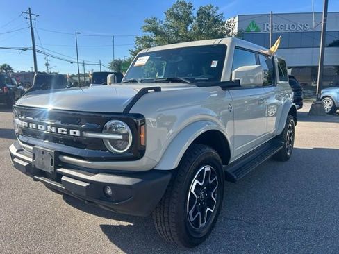 Certified 2025 Ford Bronco Outer Banks AWD/4WD image 5