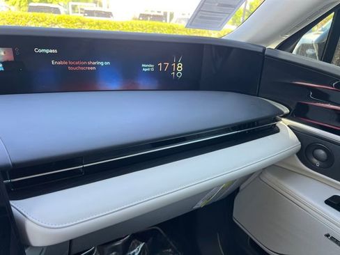 New 2026 Lincoln Nautilus Reserve image 29