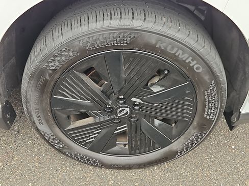 Certified 2025 Nissan Murano SV AWD/4WD image 8