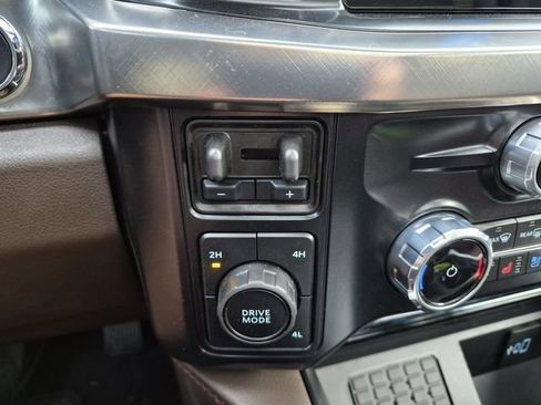 New 2026 Ford F450 King Ranch w/ Chrome Package image 27