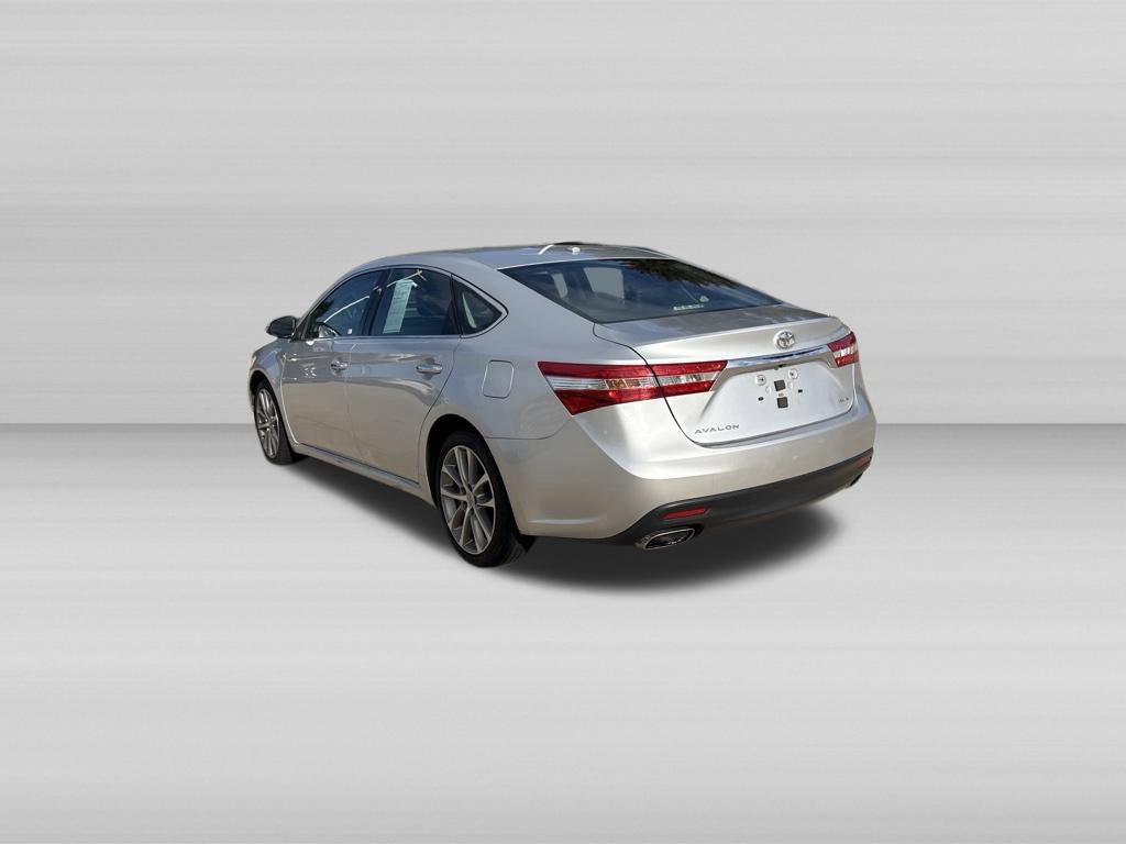 Used 2014 Toyota Avalon XLE Touring FWD image 5