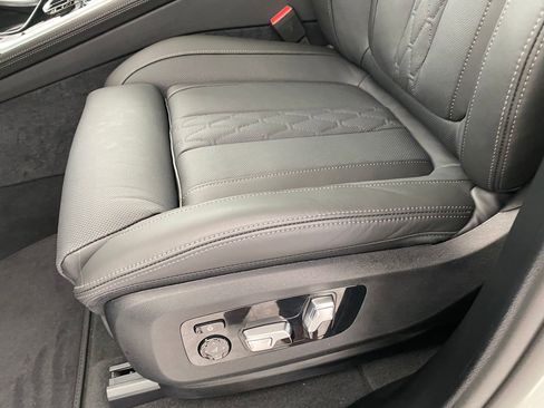 New 2026 BMW ALPINA XB7 AWD/4WD image 13