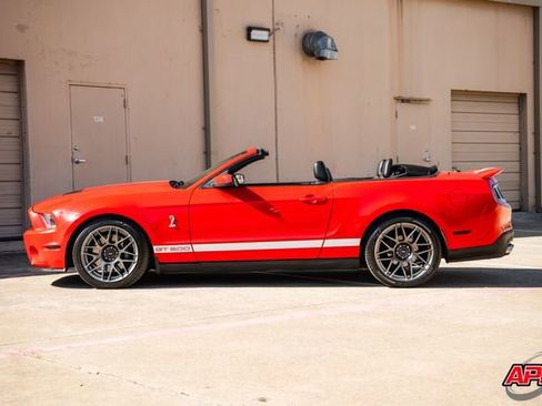 Used 2011 Ford Mustang Shelby GT500 w/ SVT Performance Pkg image 56