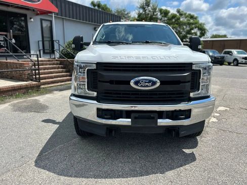 Used 2019 Ford F250 XL w/ XL Value Package image 4