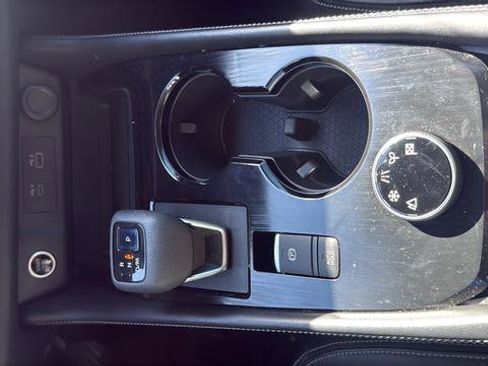 Used 2021 Nissan Rogue SL AWD/4WD image 8