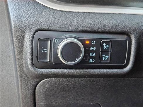 Used 2023 Ford Explorer XLT RWD image 21