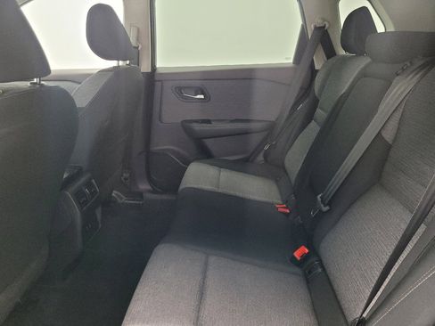 Used 2023 Nissan Rogue SV FWD image 18