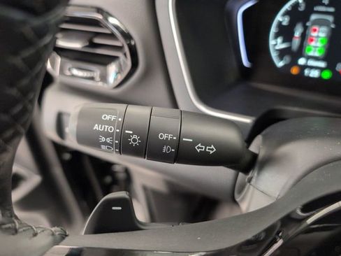 New 2025 Honda Pilot Touring image 15