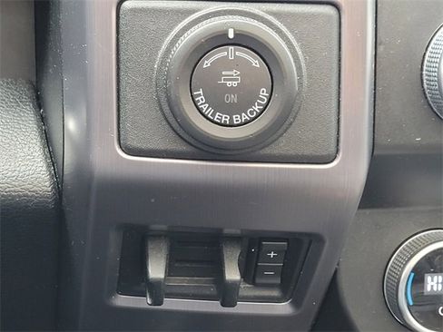 Used 2019 Ford Expedition Max Platinum image 31