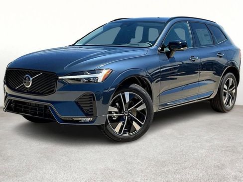 New 2026 Volvo XC60 B5 Core w/ Climate Package image 2