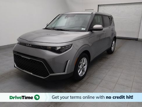 Used 2023 Kia Soul S image 1