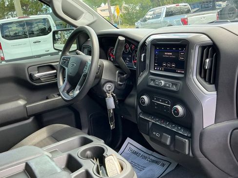 Used 2022 Chevrolet Silverado 1500 Custom w/ Rally Edition RWD image 27