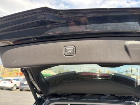 Used 2023 Chevrolet Blazer LT w/ Midnight/Sport Edition image 17