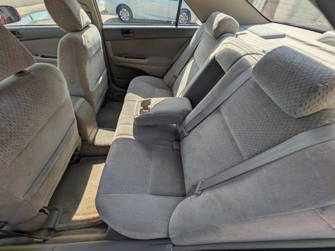 Used 2003 Toyota Camry SE FWD image 7