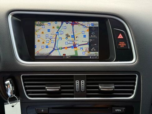 Used 2013 Audi Q5 3.0T Premium Plus w/ Audi MMI Navigation Plus Pkg image 32