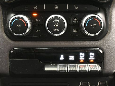 Used 2019 RAM 1500 Big Horn AWD/4WD image 19