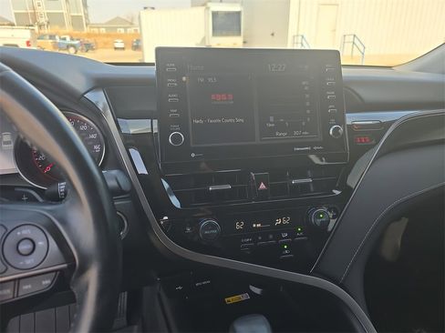 Used 2023 Toyota Camry XSE image 21