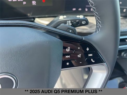 New 2025 Audi Q5 Premium Plus image 17