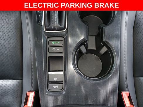 Used 2024 Honda Civic EX-L image 22