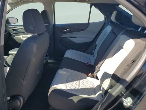 Used 2023 Chevrolet Equinox LS image 13