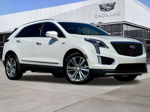 Certified 2025 Cadillac XT5 Premium Luxury w/ Technology Package AWD/4WD image 2