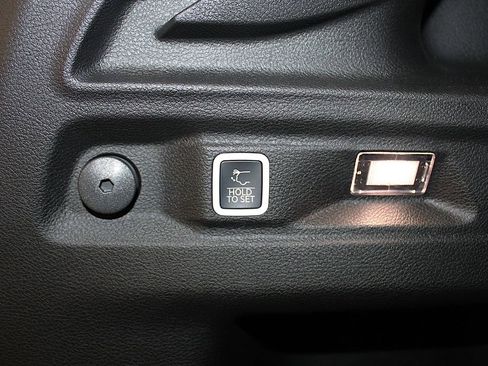 New 2026 Jeep Grand Cherokee L 4WD image 36