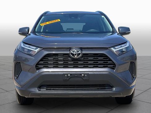 Used 2024 Toyota RAV4 XLE FWD image 4