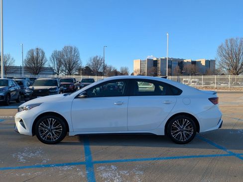 Used 2024 Kia Forte GT-Line image 9