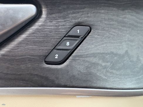 Used 2021 Jeep Grand Cherokee L Limited image 30