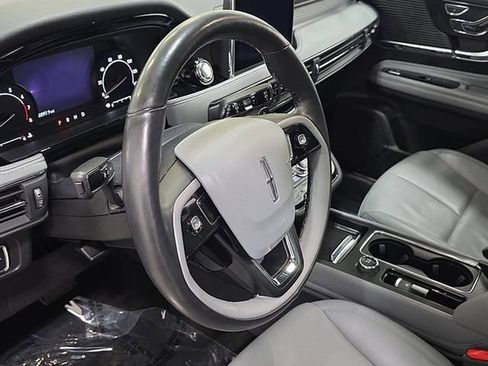 Certified 2022 Lincoln Corsair AWD w/ Premium Package image 12