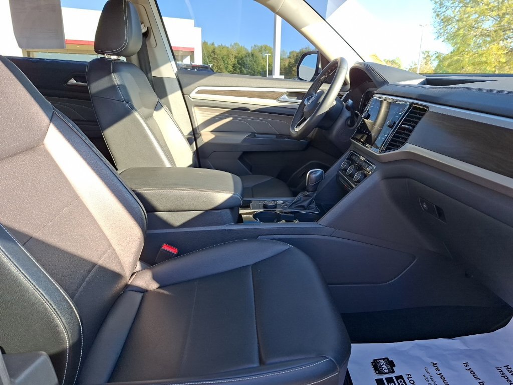 Used 2023 Volkswagen Atlas SE AWD/4WD image 36