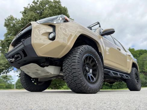 Used 2016 Toyota 4Runner TRD Pro AWD/4WD image 67