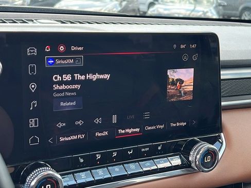 Used 2024 GMC Canyon AT4 image 26