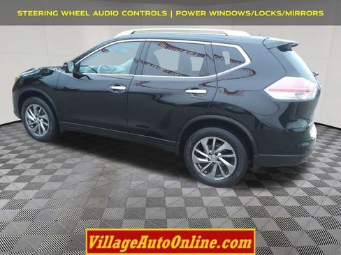 Used 2015 Nissan Rogue SL w/ SL Premium Package image 2