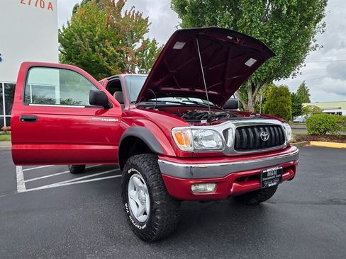 Used 2004 Toyota Tacoma 4x4 Xtracab V6 w/ Convenience Pkg image 26