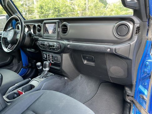 Used 2022 Jeep Gladiator Sport AWD/4WD image 43