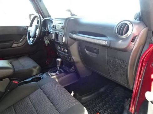 Used 2012 Jeep Wrangler Sport w/ Connectivity Group image 28