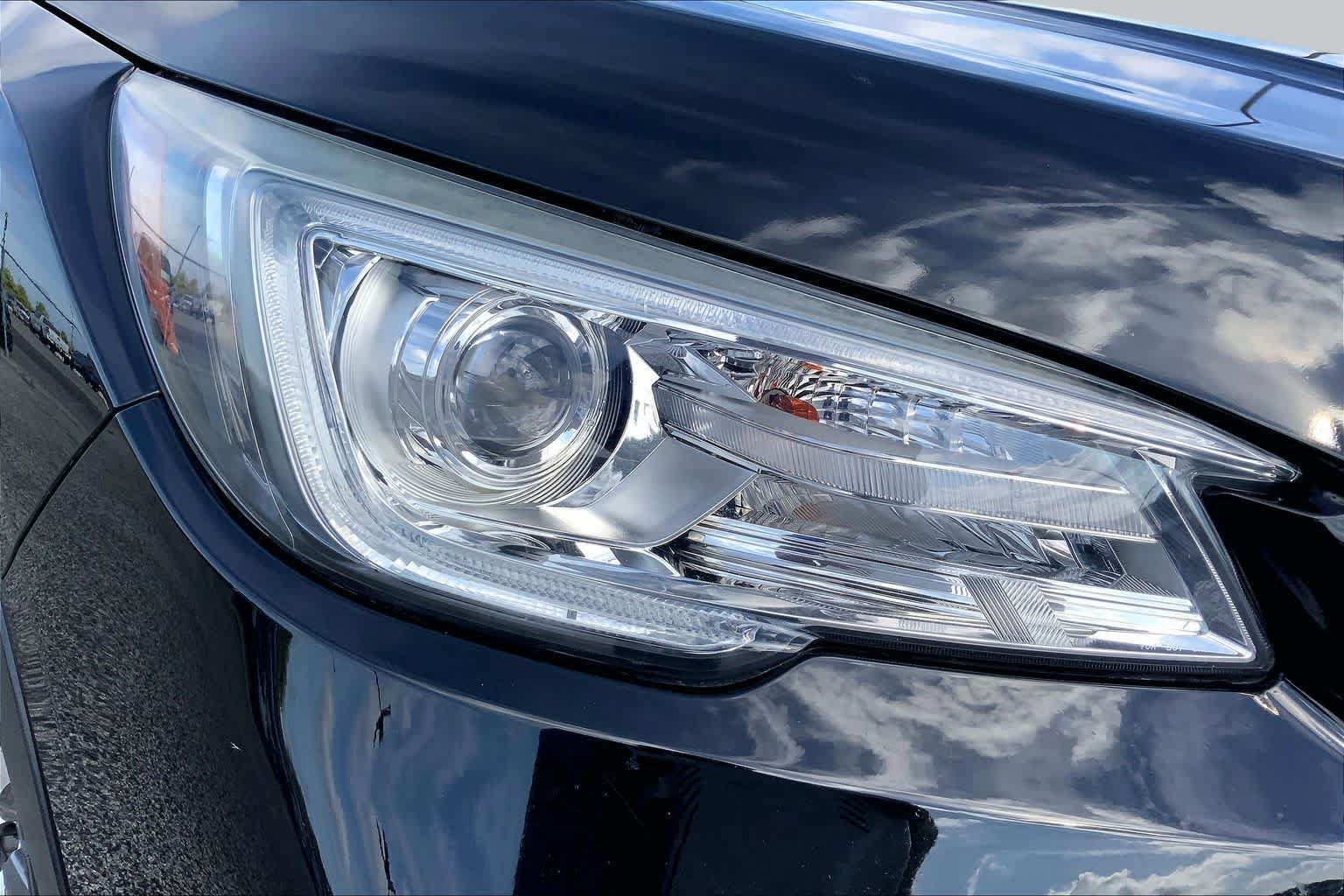 Used 2019 Subaru Ascent Touring w/ Popular Package #3 AWD/4WD image 27