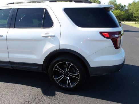 Used 2015 Ford Explorer Sport w/ Equipment Group 401A AWD/4WD image 43