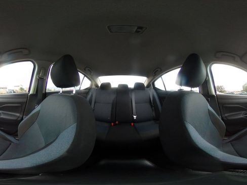 Used 2025 Nissan Versa SV FWD image 40