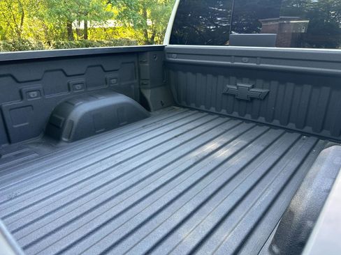 Used 2021 Chevrolet Silverado 1500 LT Trail Boss w/ Convenience Package II image 55