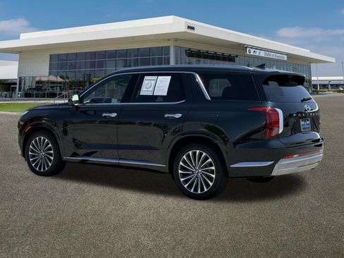 Used 2024 Hyundai Palisade Calligraphy FWD image 8