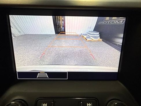 Used 2023 GMC Acadia SLE w/ Driver Convenience Package AWD/4WD image 6