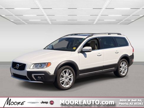 Used 2016 Volvo XC70 T5 Premier w/ Proximity Package AWD/4WD image 1
