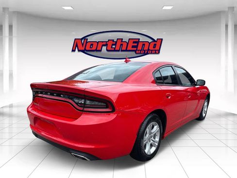 Used 2023 Dodge Charger SXT image 3