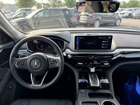 Used 2026 Acura MDX FWD image 13