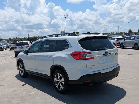 Used 2023 Subaru Ascent Premium w/ Convenience Package AWD/4WD image 6
